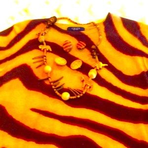 - - Chaps animal print top with coordinating jewelry